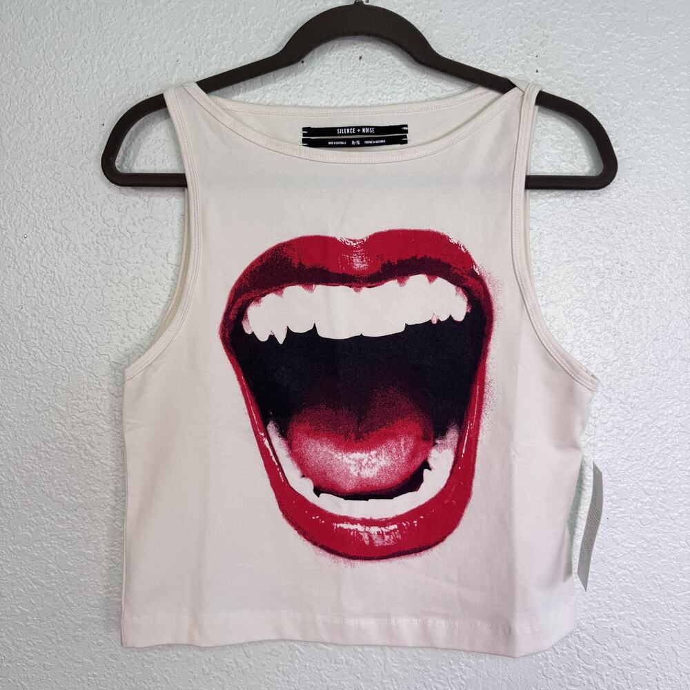 Silence + Noise Tank Top Women XL Mercedes Lips Mouth Graphic Punk Cropped NEW